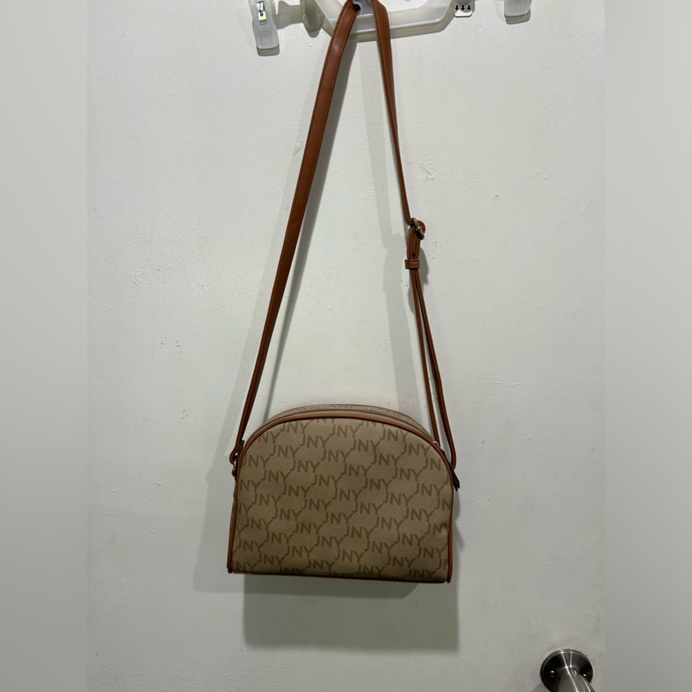 💥3/$10 💥New Jones cross body bag - Picture 4 of 7